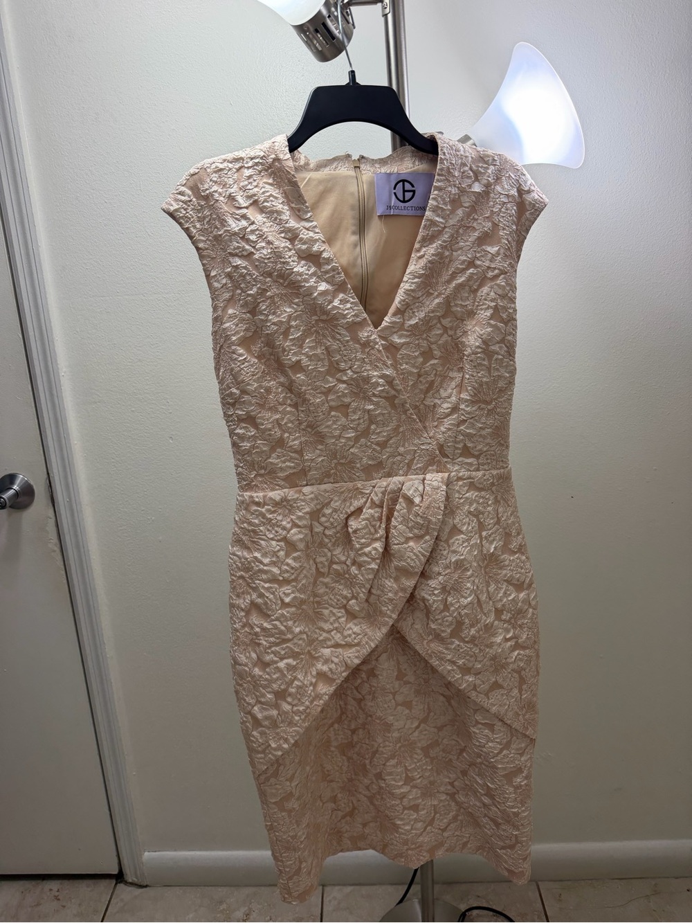 JS Collections Blush Textured V-Neck Sheath Midi Dress